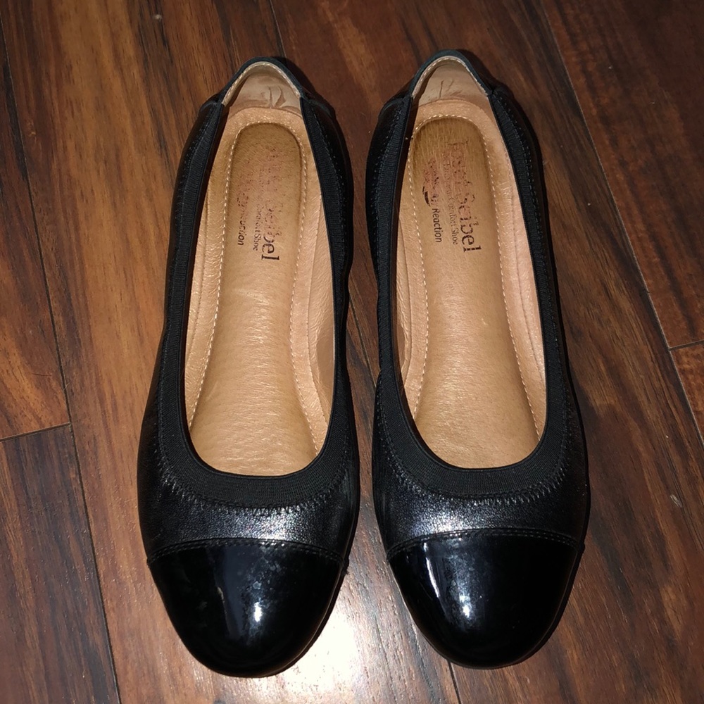 Josef Seibel Flats Sz. 37